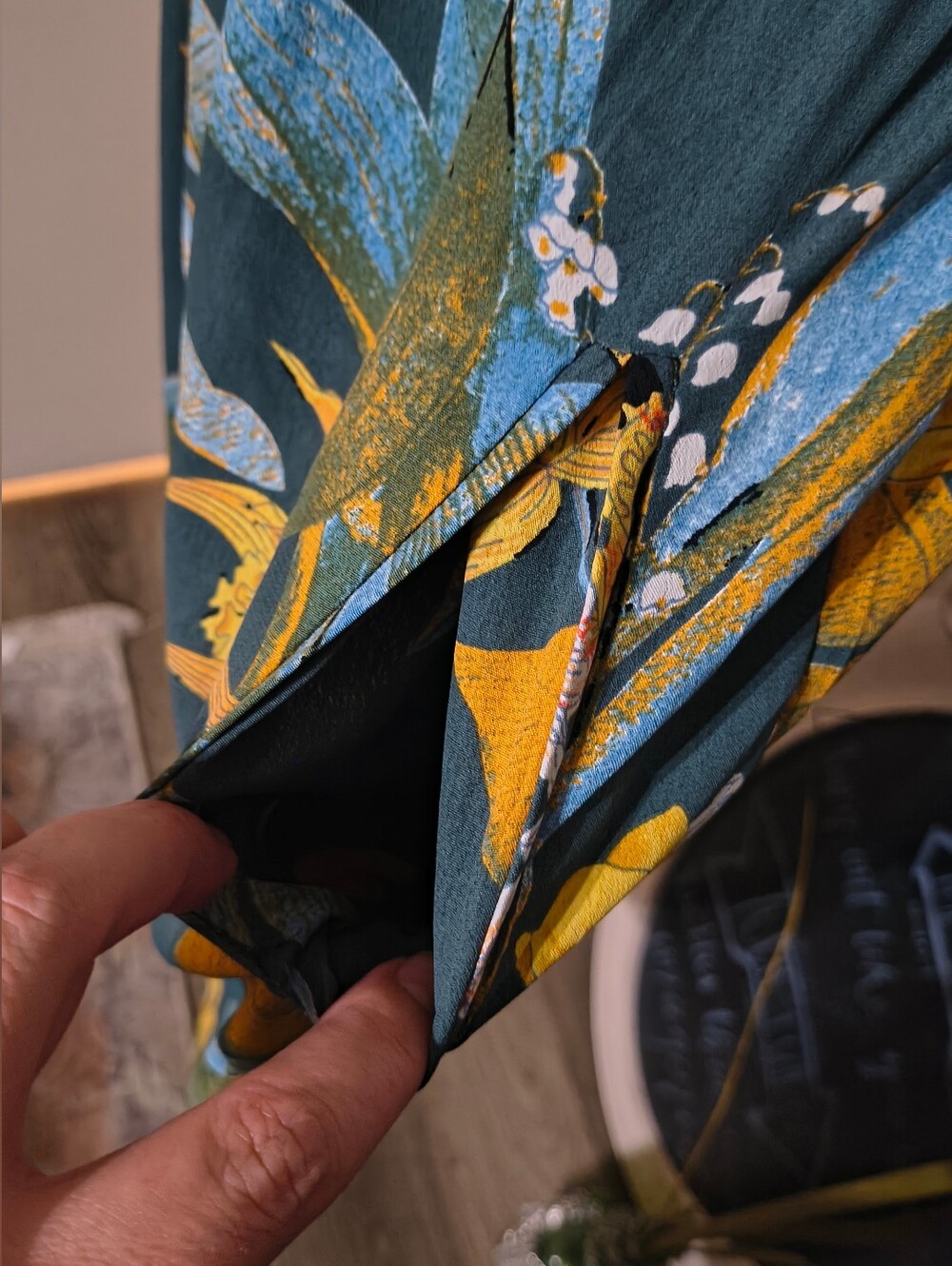 Tropical Print Elastic Waist Skirt - Teal with Yellow Floral - Picture 6 of 8